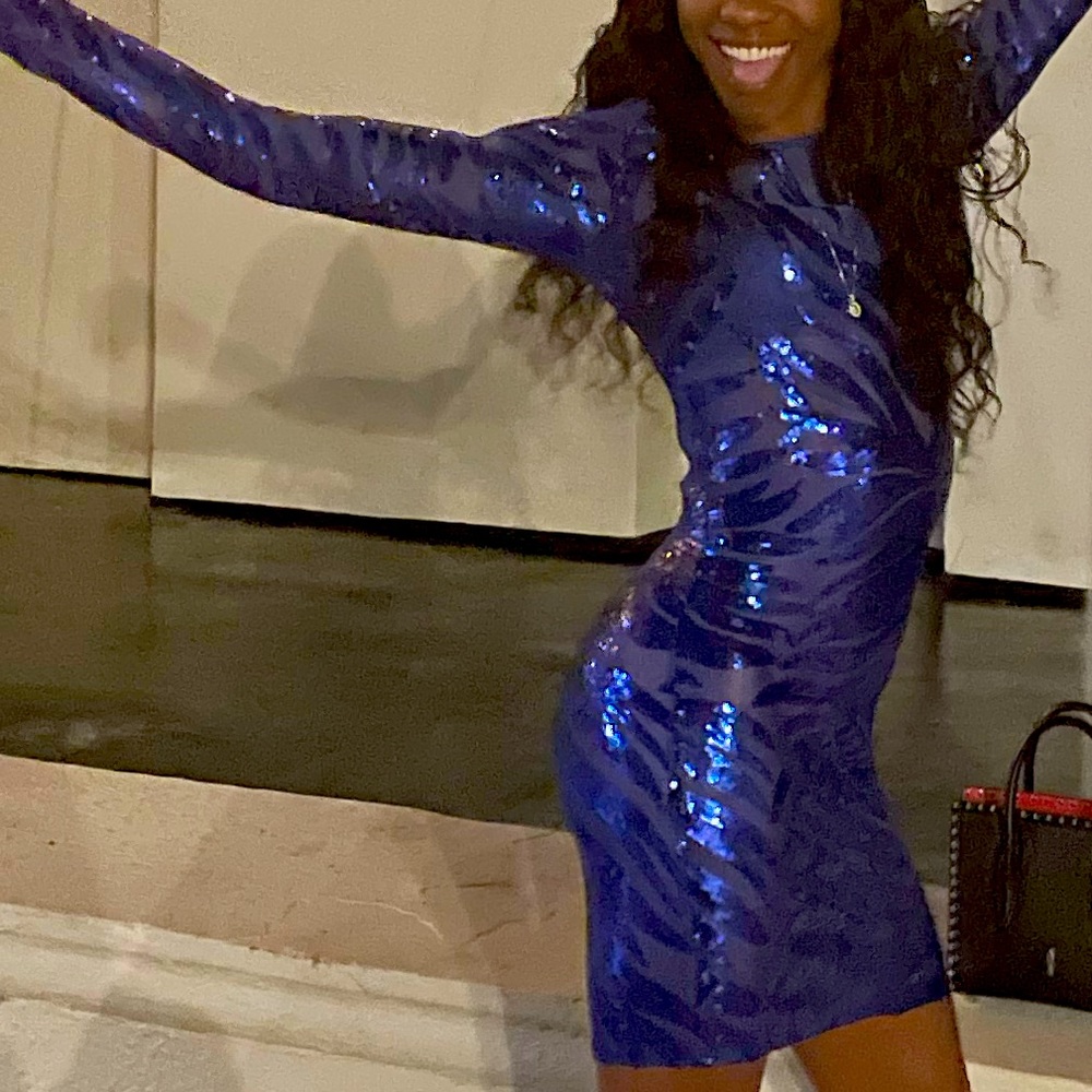 Bedazzling dress drop dead gorgeous 🔥🔥🔥